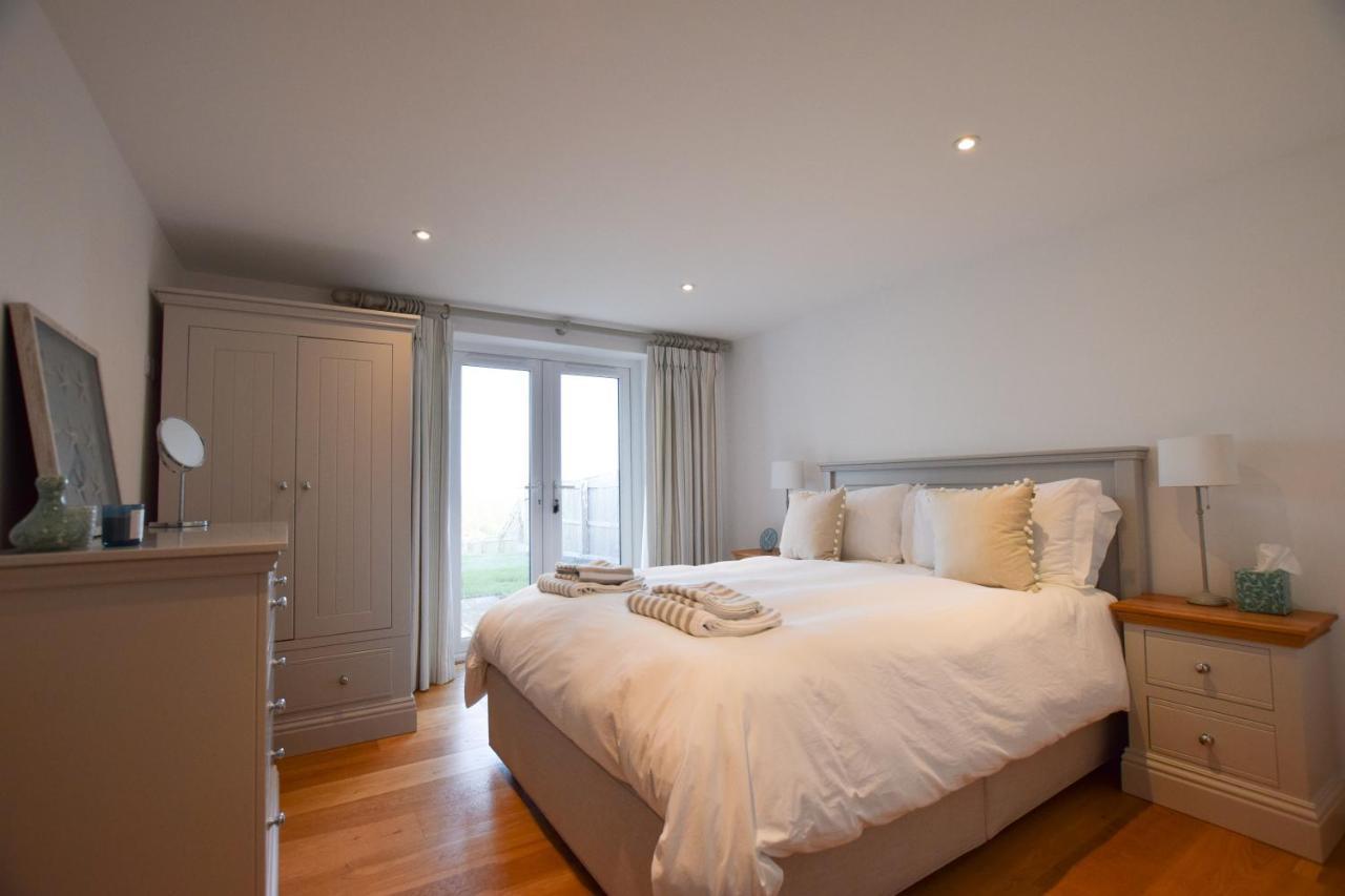 Whispers - 4 Bedroom Modern Family Holiday Home In Salcombe Sleeps 8 Екстериор снимка