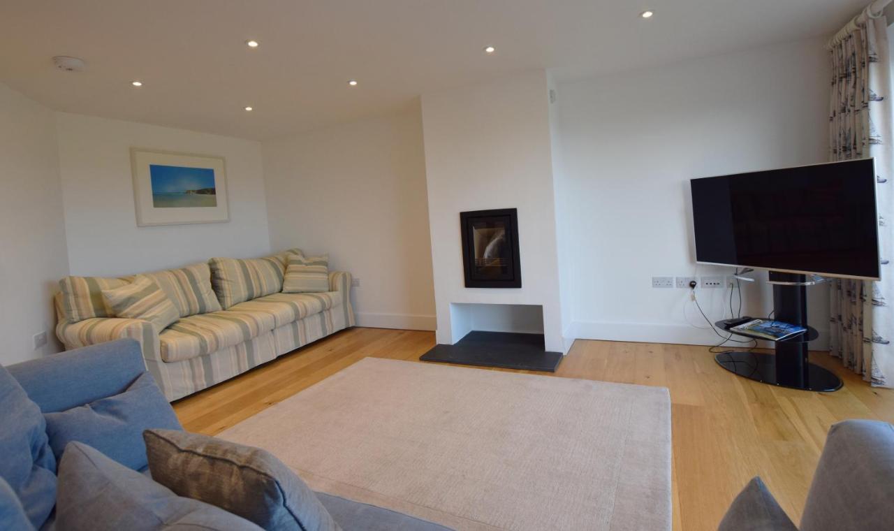 Whispers - 4 Bedroom Modern Family Holiday Home In Salcombe Sleeps 8 Екстериор снимка